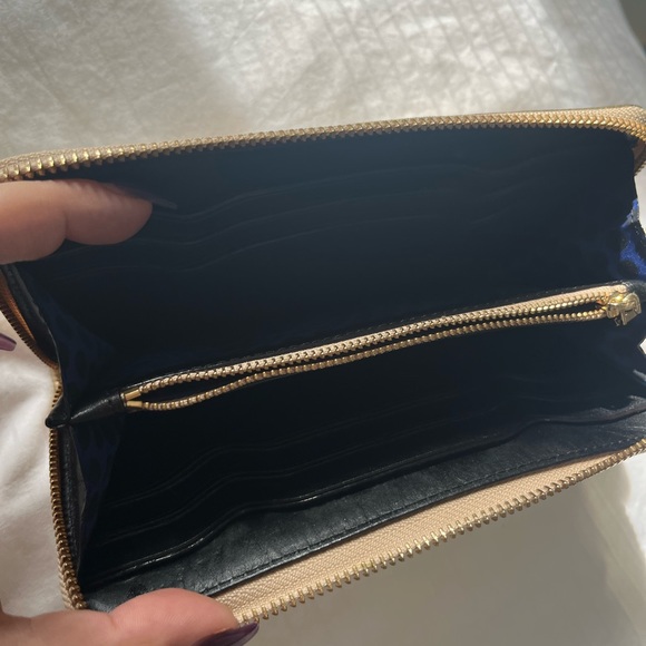 ✨ 2 for $12 ✨Gold metallic Rebecca Minkoff wallet - Picture 5 of 6